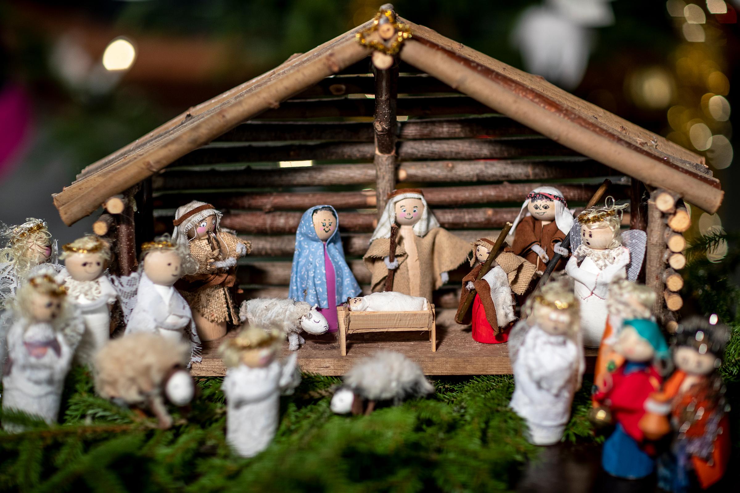 hjemmelaget julekrybbe 